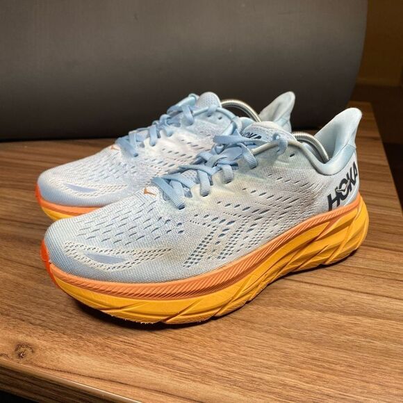 HOKA ONE ONE CLIFTON 8 - Women’s Running Shoes - SIZE 8B - Picture 1 of 11